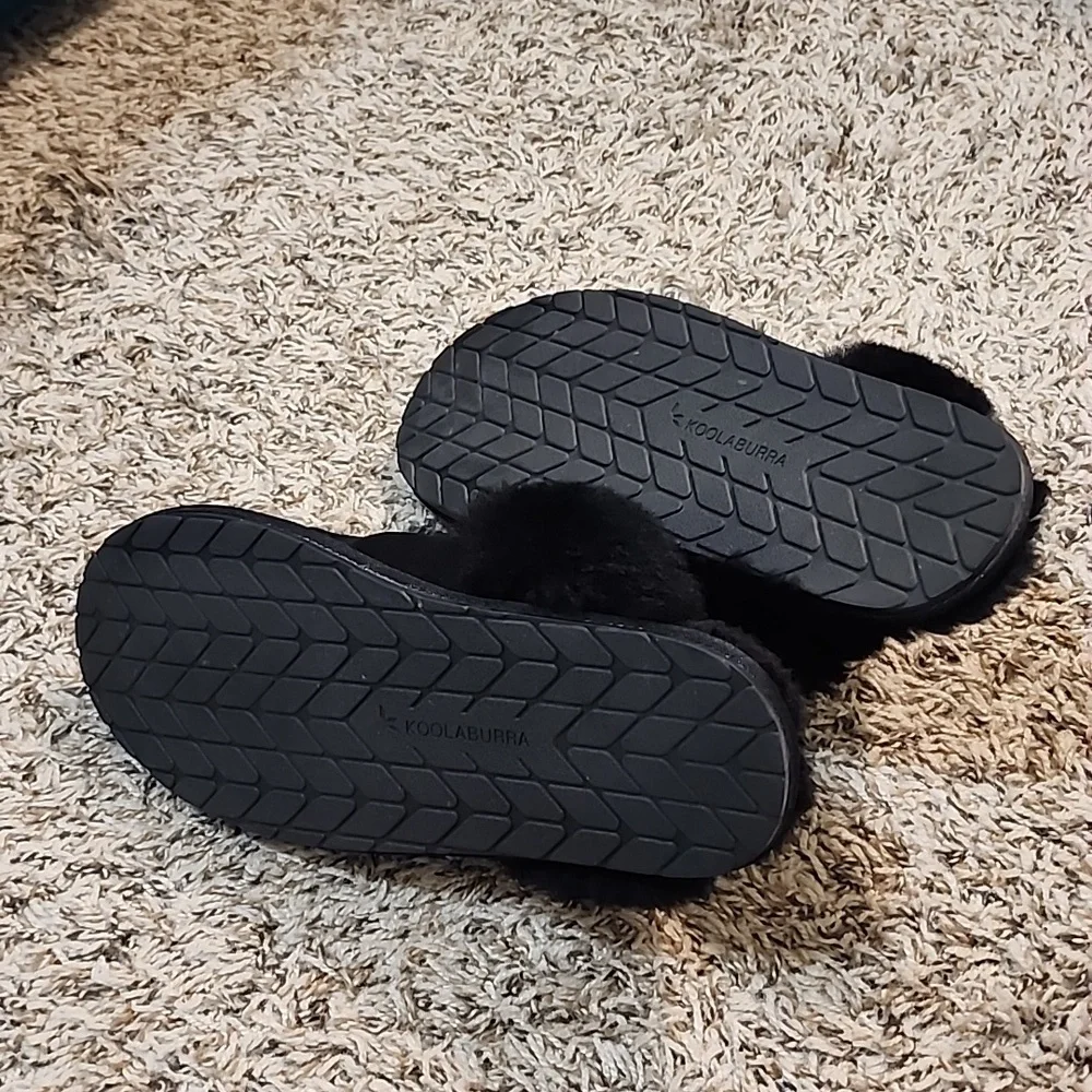 Koolaburra W Milo Slippers - Picture 6 of 7